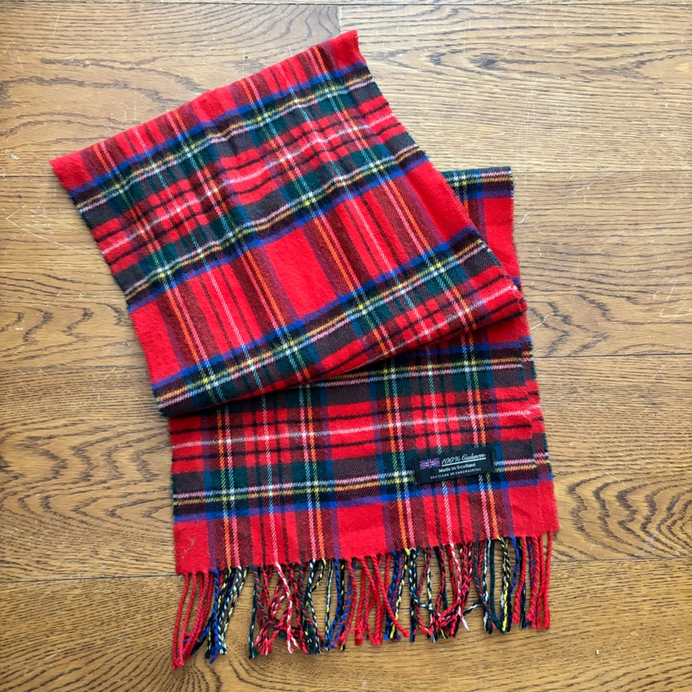 100% Cashmere Scarf | Classic Red Scarf